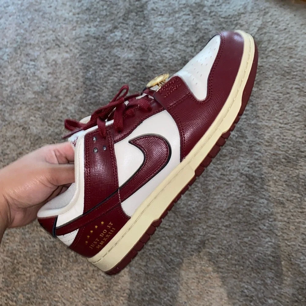 Nike Women's Sneakers in White and Burgundy with Gold Accents